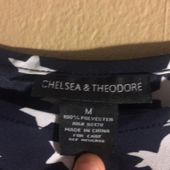 NWOT Chelsea & Theodore Top - Picture 3 of 5